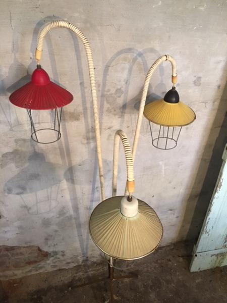 scheuren Overgang Controversieel Vintage staande lamp - antiek , brocante en industrieel komt iedere binnen  bij benko - antiek , brocante en industrieel komt iedere binne - Benko