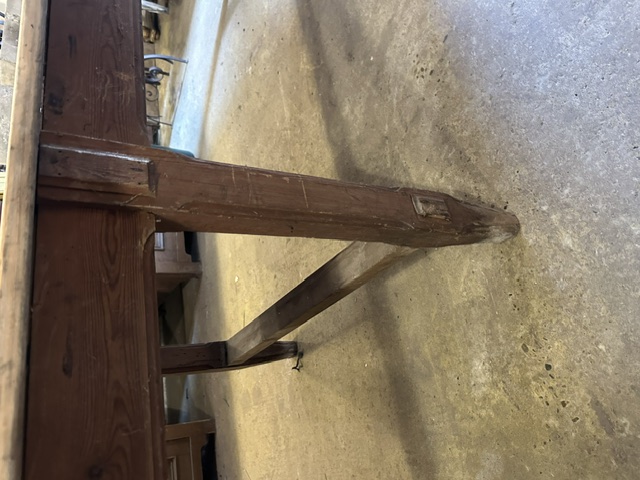 Antieke Franse boerentafel
