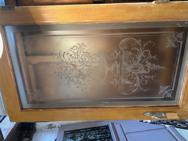 Antieke geëtste deur