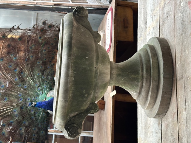 Antieke grote vaas