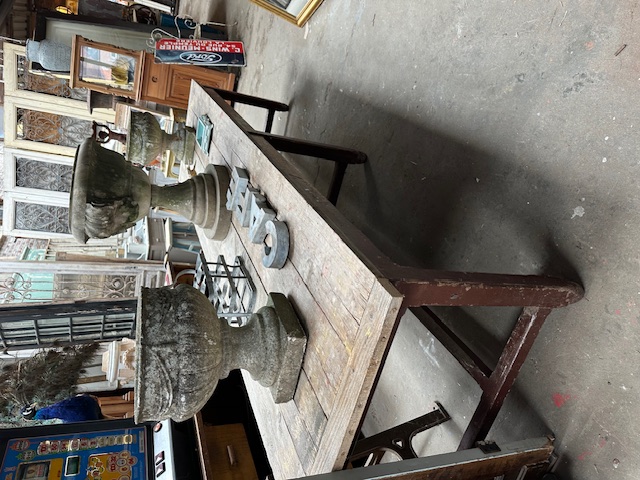 Antieke lange tafel