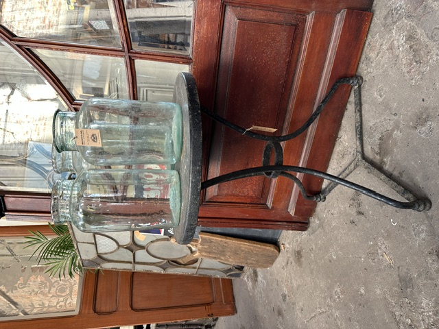 Antieke tuintafel