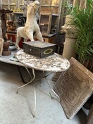 Antieke tuintafel