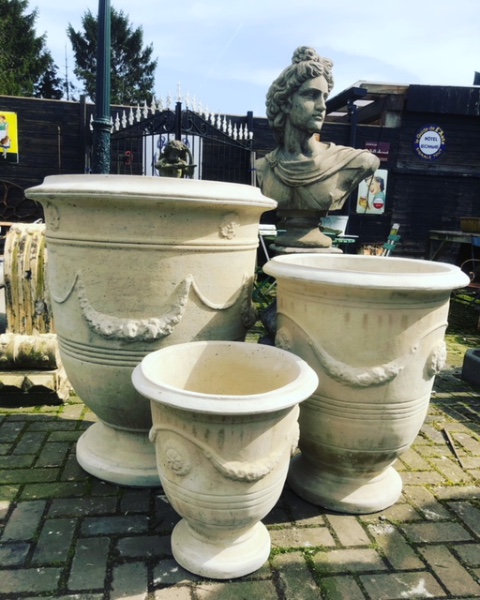 Praten labyrint overal Decoratieve potten - Antieke vazen en oude beelden in uw tuin maken uw tuin  compleet - antieke beelden en oude vazen wandfonteinen en sok - Benko