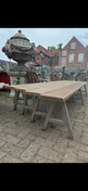Oude banken terras Frans cafe