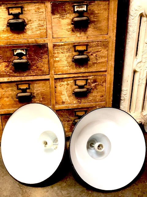 cultuur Logisch Convergeren Oude emaille lampen - antieke interieurs voor uw woning, bedrijf, winkel of  cafe - antieke interieurs en oude interieurs van antieke - Benko